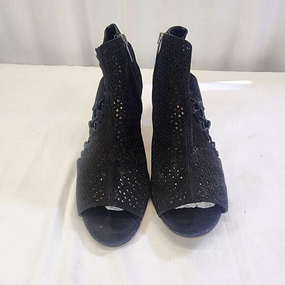 Vince Camuto Black Suede Ankle OpenToe Booties Size 8.5 - Picture 2 of 11